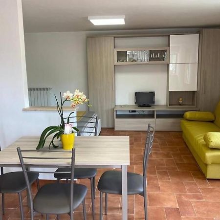 Alloggio A Via Impero Apartment Lenola Exterior photo